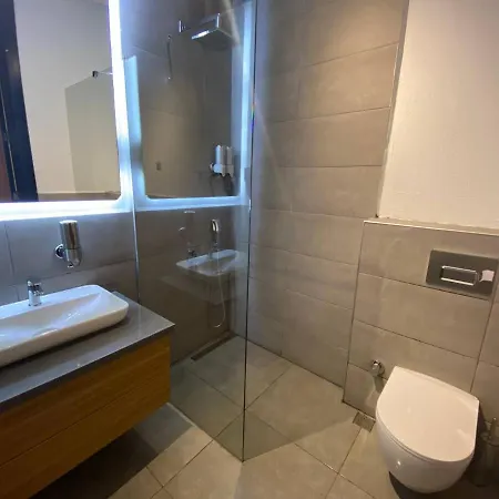 Warszawski 알라카티